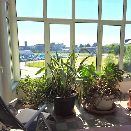 Apartment 135qm 4 In Stadtnähe, Wintergarten Parkplatz