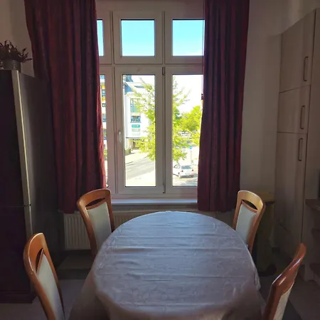 Helle Mit Sonnigem Ausblick, In Zentraler Lage 135 Qm, 4 Apartment Oldenburg